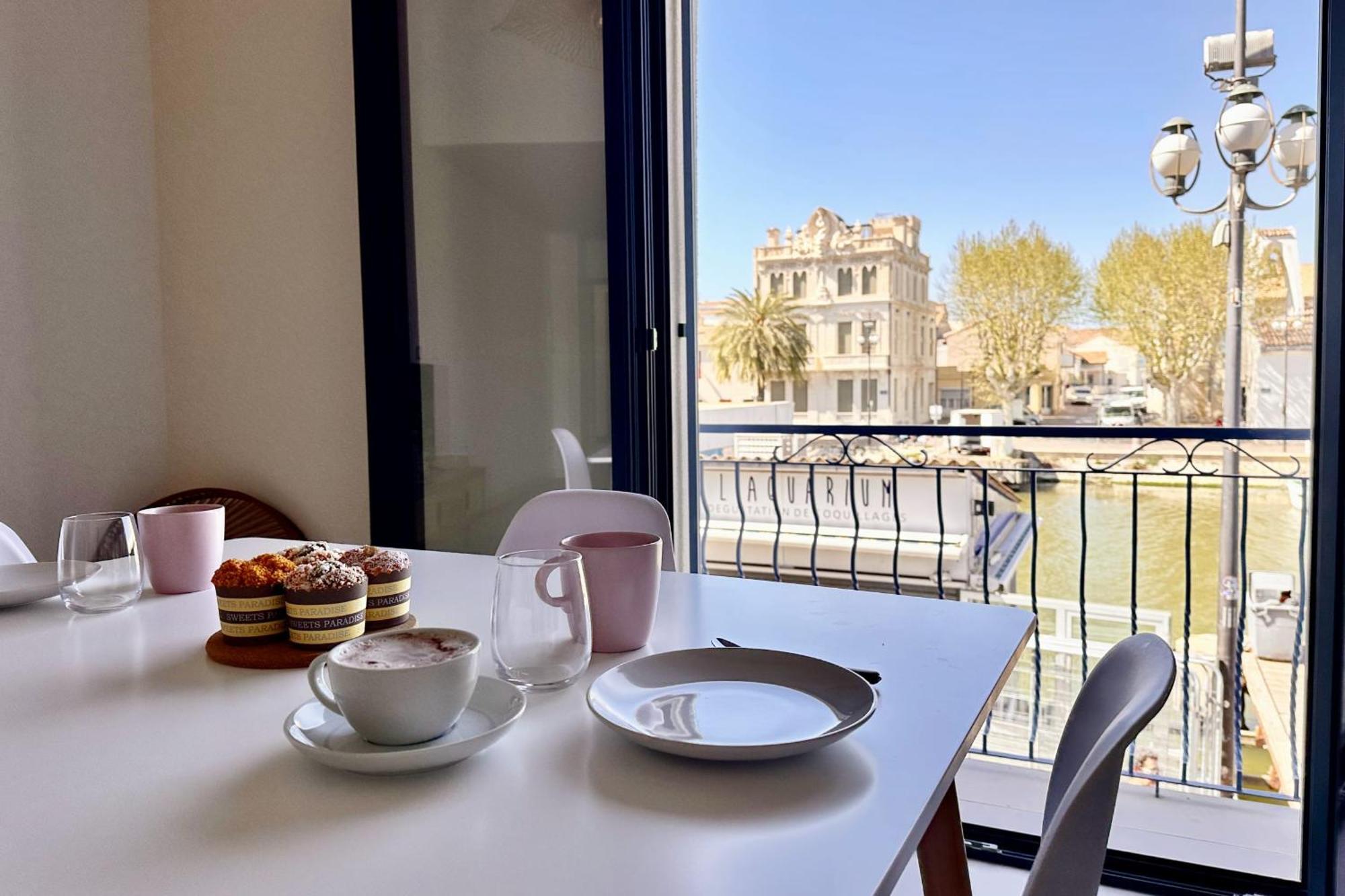 Les Palmiers - Appartement Une Chambre Vue Canal Le Grau-du-Roi Bagian luar foto